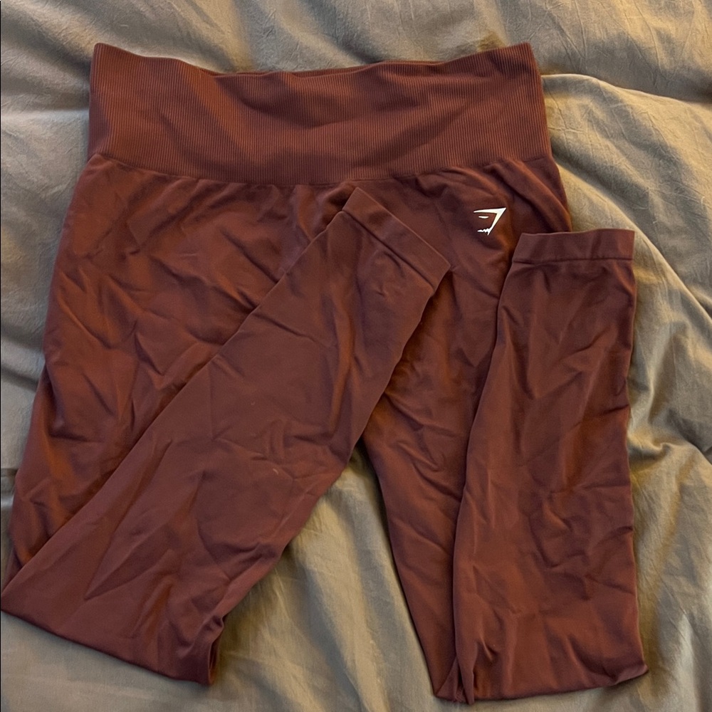 GYMSHARK highwaisted reddish brown leggings no butt scrunch!